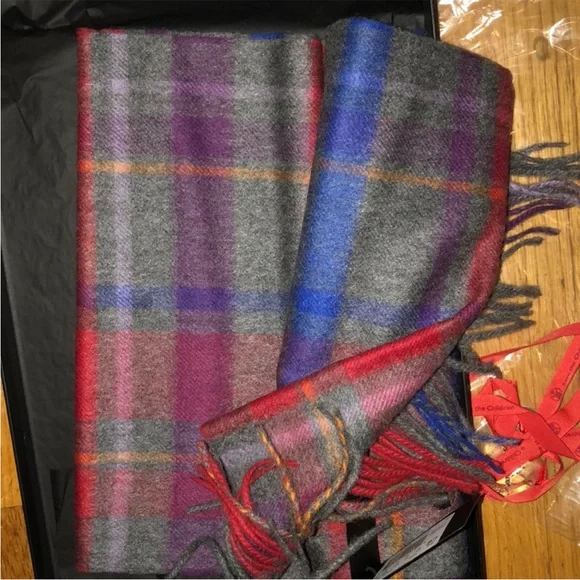 Vintage Rare HUGO Boss Plaid Merino Wool Scarf